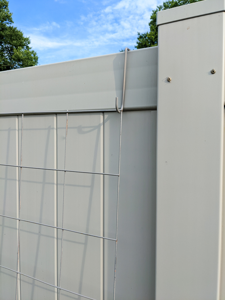 hanging the wire remesh