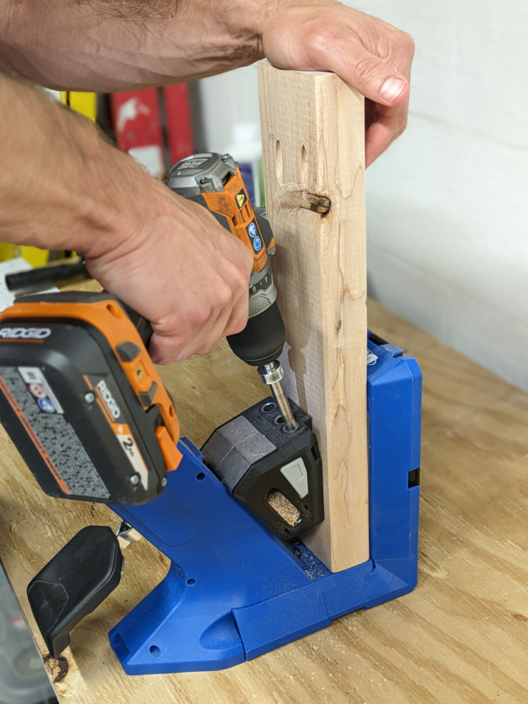 drilling pocket holes in wood