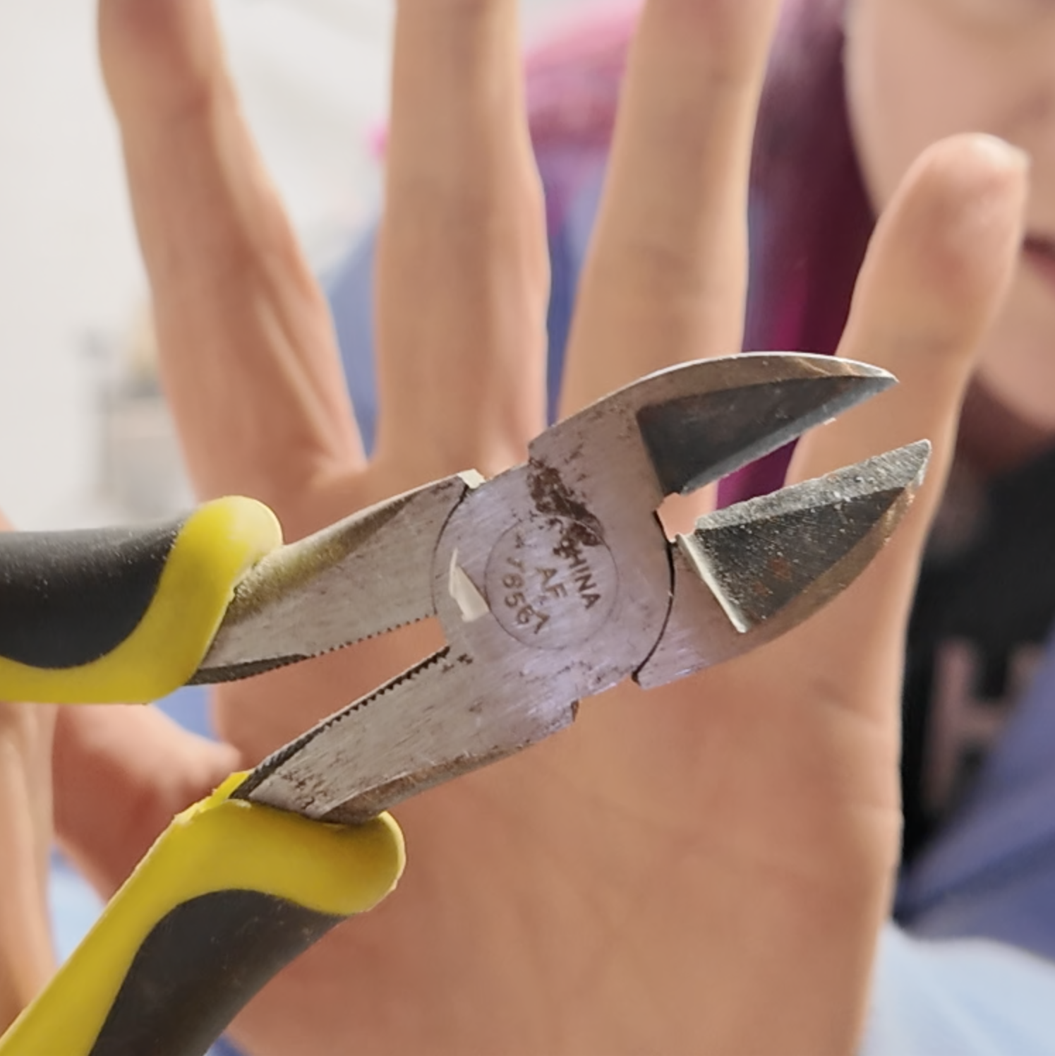 pliers